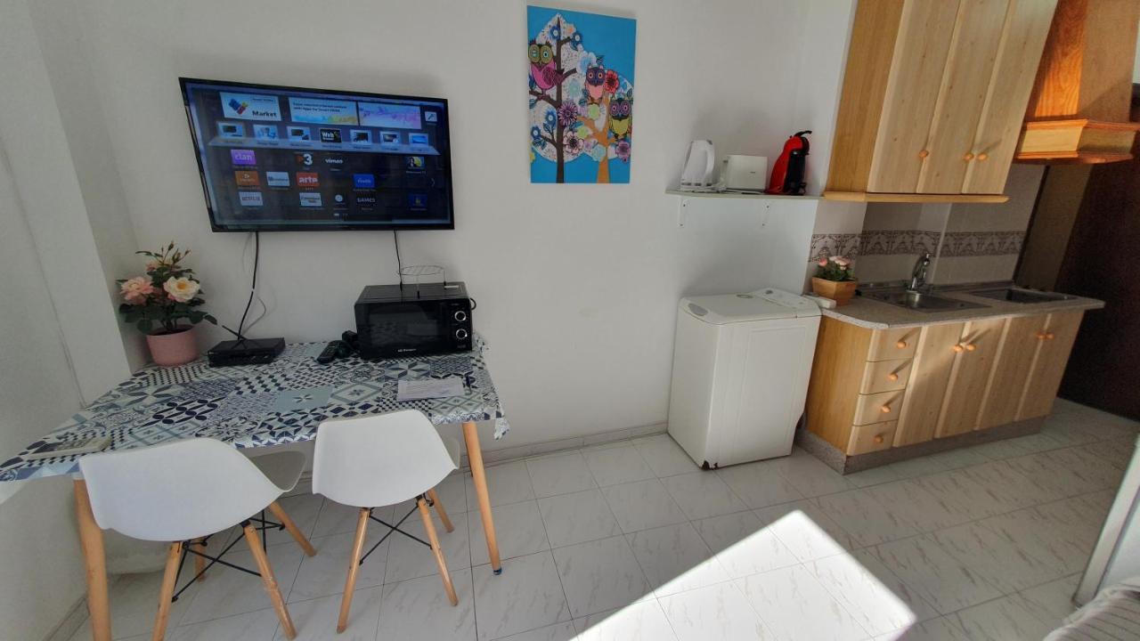 Apartamentos Eduardo Rico Nerja Exteriör bild